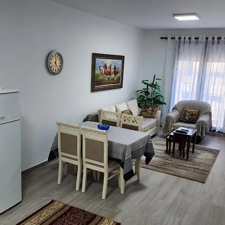 Dajti Mountain View Apartmán Tirana
